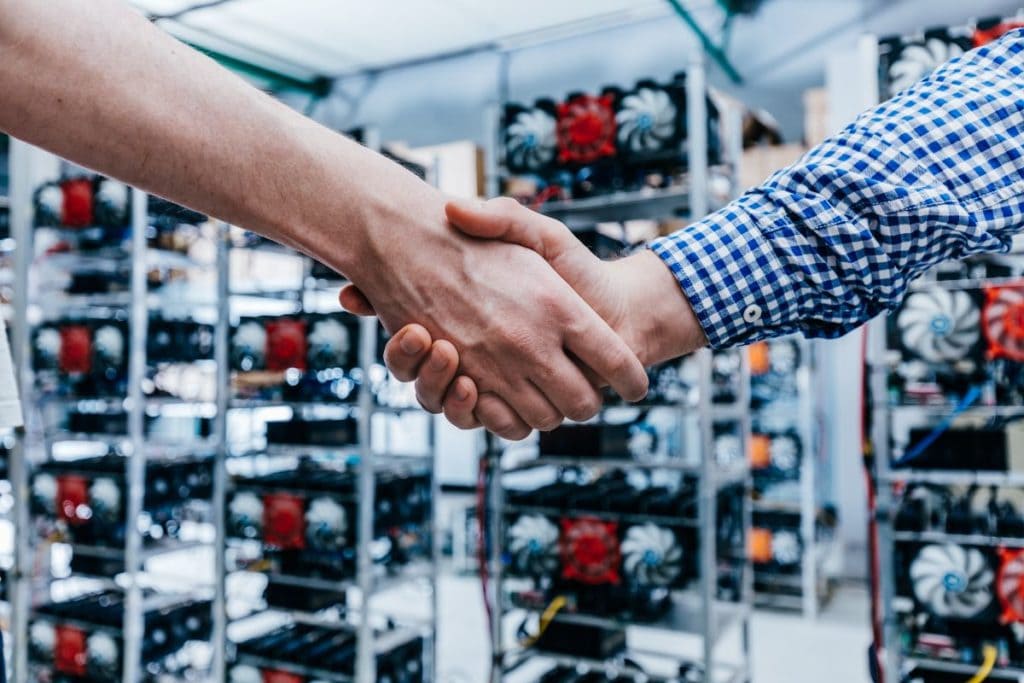 mining Durch eine gr&uuml;ndliche Pr&uuml;fung des Vertrags k&ouml;nnen Betrugsversuche umgangen werden.